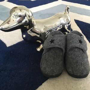 Skidders felt toddler shoes